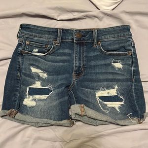 American Eagle shorts. Size 6 Never worn